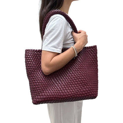 Karola Hobo Tote - Vino