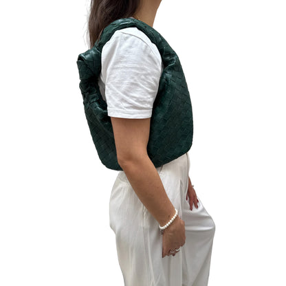 Sofia Hobo - Militar